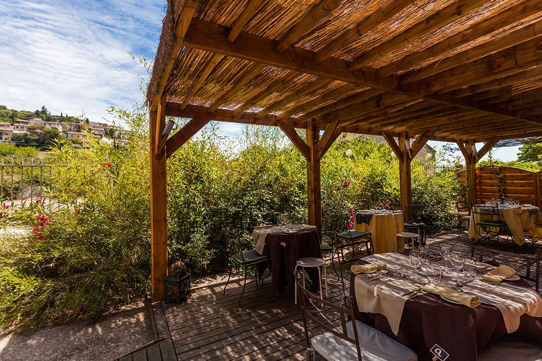 Logis Le Relais Sarrasin Hotel Vezenobres Екстериор снимка