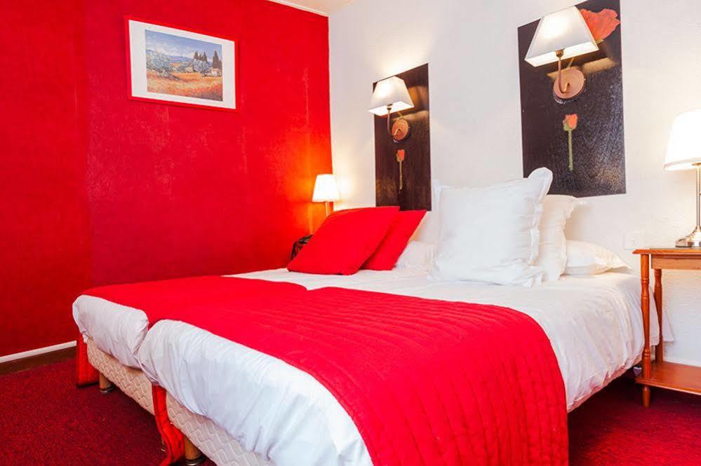Logis Le Relais Sarrasin Hotel Vezenobres Екстериор снимка